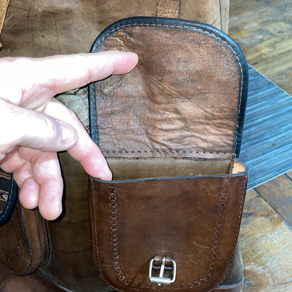 LEATHER HANDMADE QUECHUAN BACKPACK - Picture 3 of 10